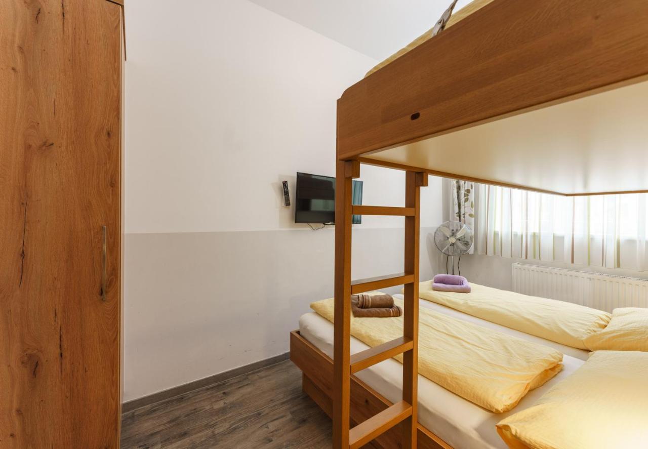 Easyapartments Riverside *