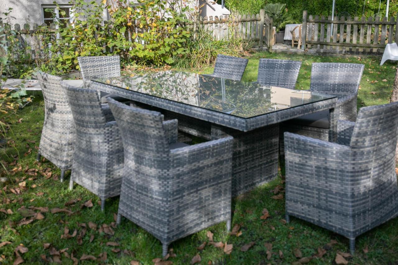 Family Wellhouse Garden Direct In Salzburg, Sunny Big Garden, Up To 16 Pax, Bikes For Free, Bbq, Sunbeds, Parking For Free, 15 Min Sound Of Music Villa Salzburg