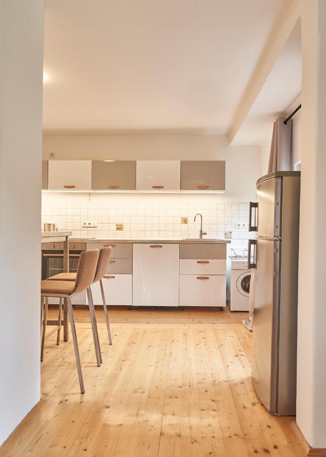 Villa Family Wellhouse Garden Direct In Salzburg, Sunny Big Garden, Up To 16 Pax, Bikes For Free, Bbq, Sunbeds, Parking For Free, 15 Min Sound Of Music