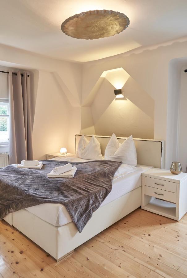 Villa Family Wellhouse Garden Direct In Salzburg, Sunny Big Garden, Up To 16 Pax, Bikes For Free, Bbq, Sunbeds, Parking For Free, 15 Min Sound Of Music