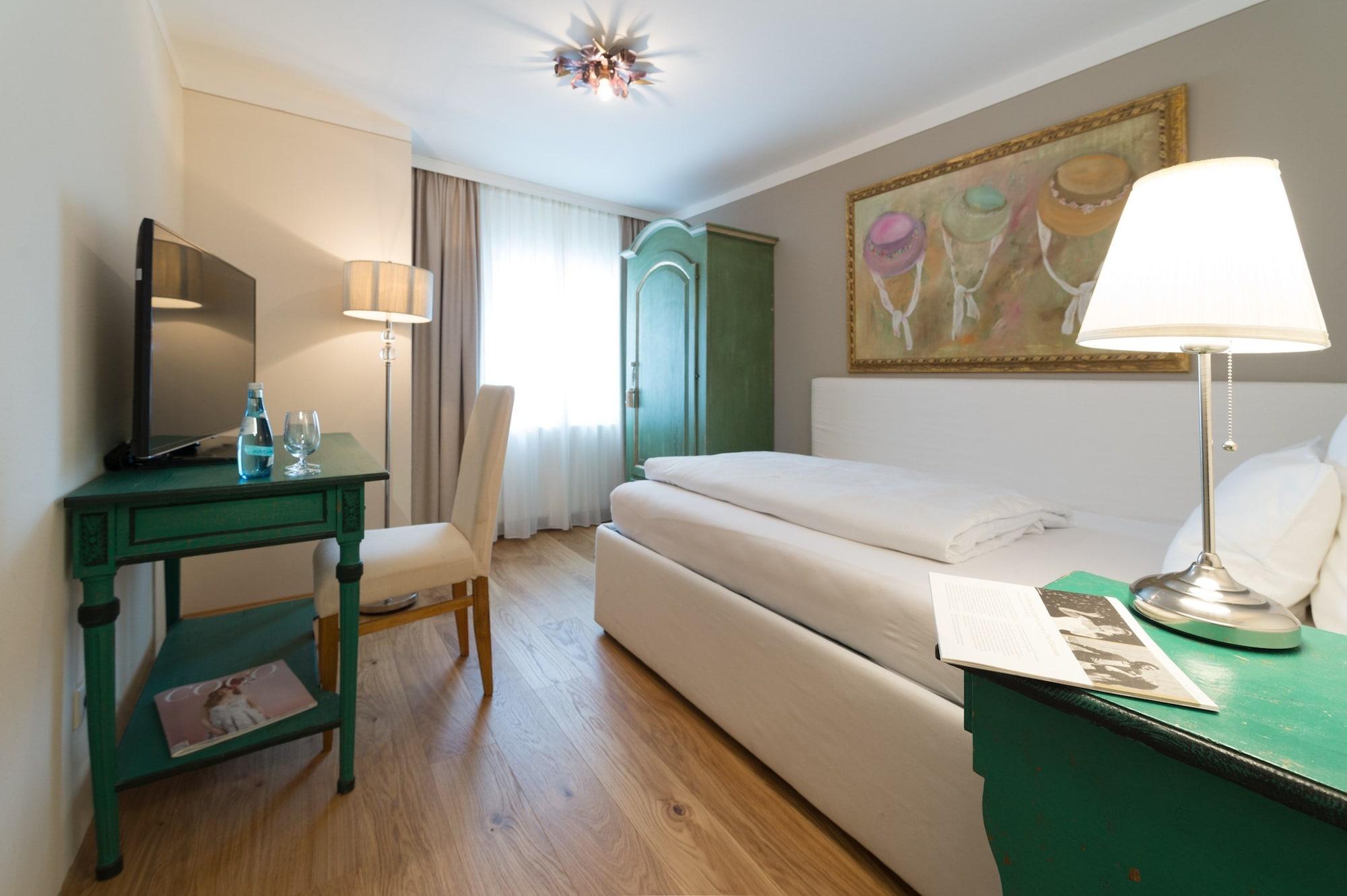 Boutiquehotel Amadeus Hotel