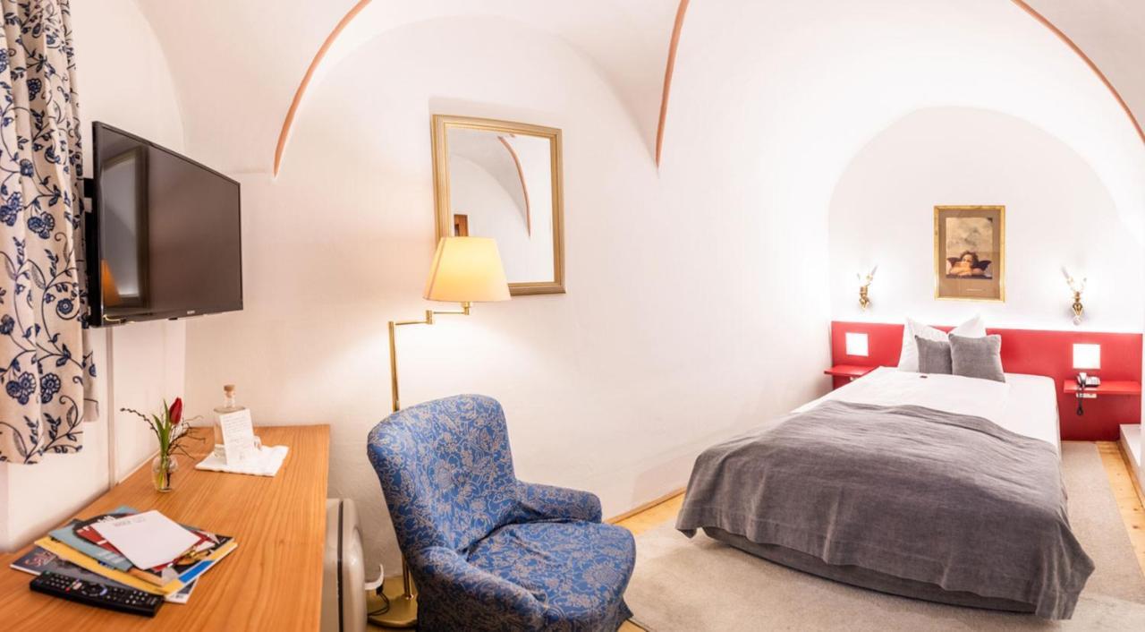 Wolf 4* Salzburg