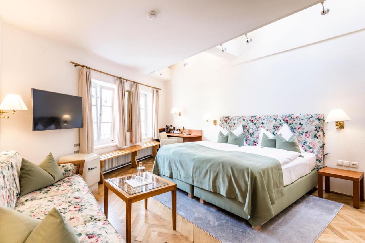 Wolf 4* Salzburg
