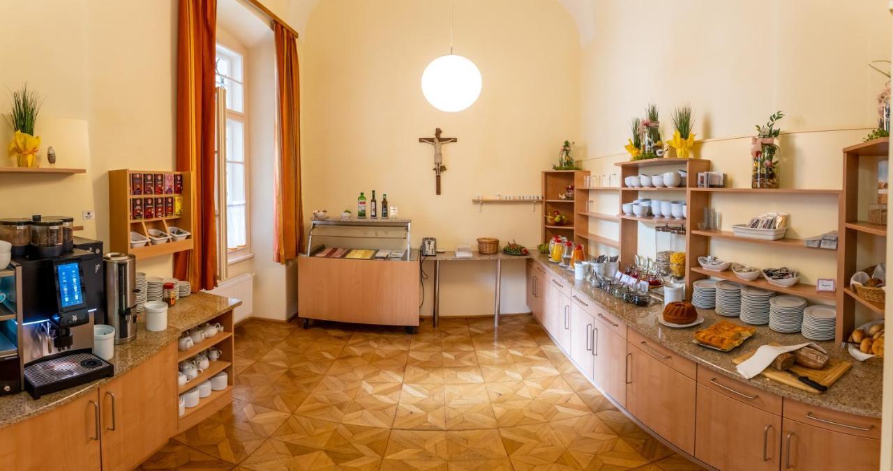 Guest house Gastehaus Im Priesterseminar 3*
