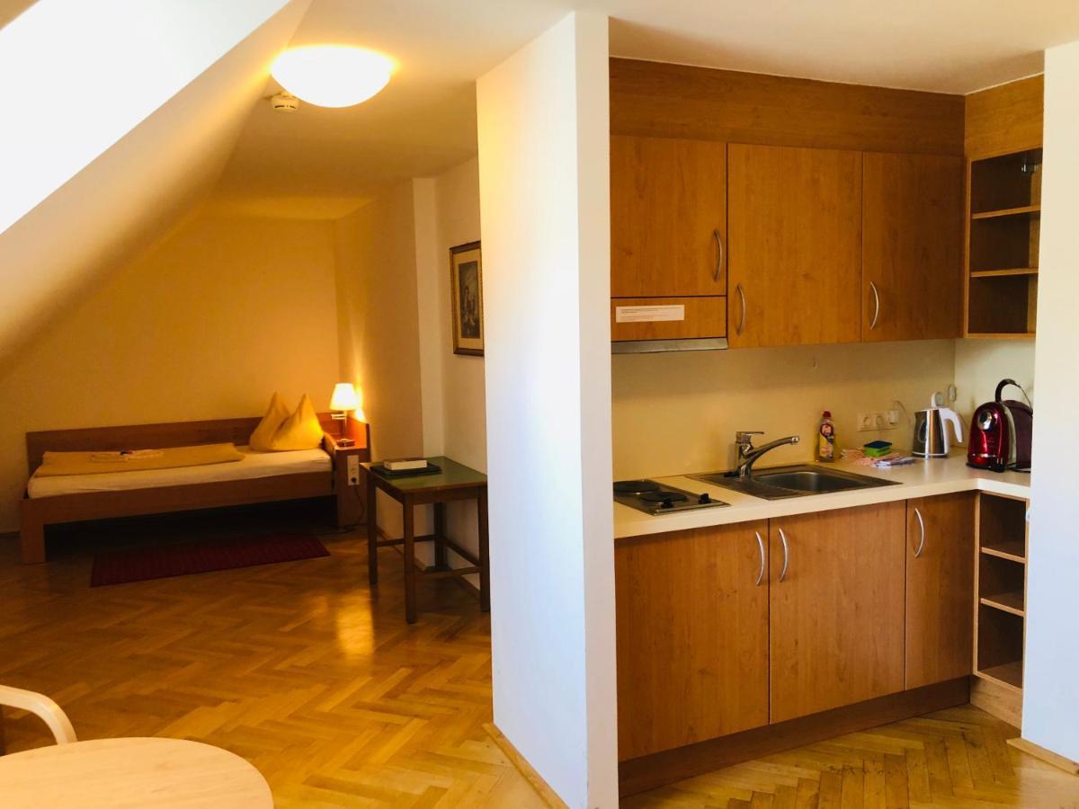 Guest house Gastehaus Im Priesterseminar 3*