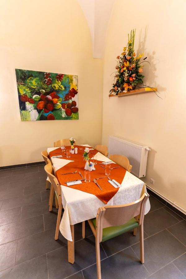 Gastehaus Im Priesterseminar Guest house Salzburg
