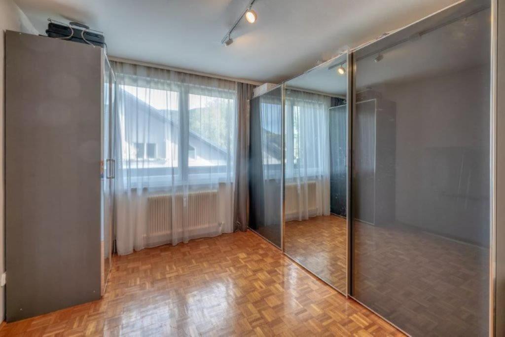 Dachgeschosswohnung Mit Bergpanorama Apartment *
