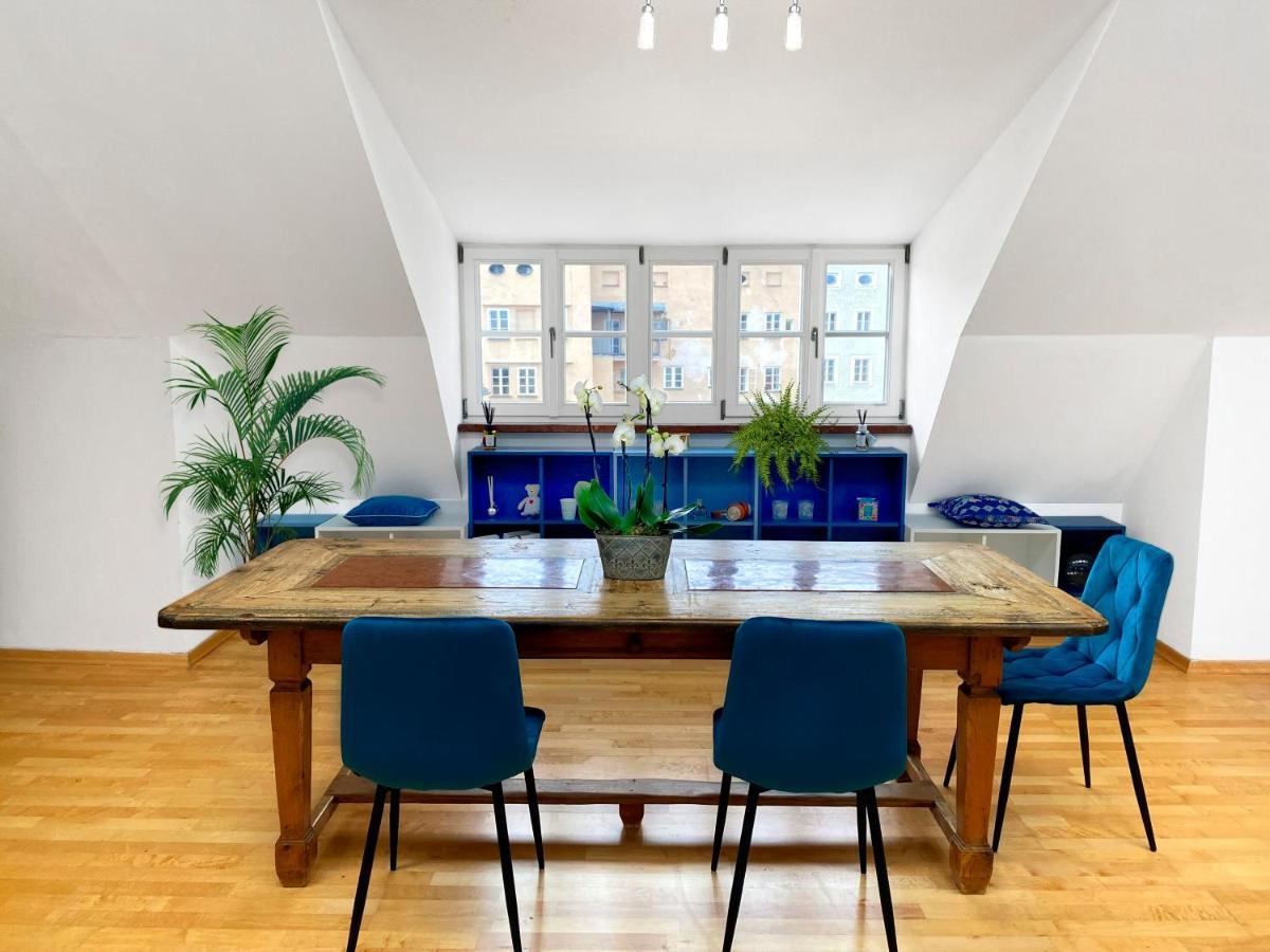Apartment Ultimate Concierge Serviced Private Penthouse Apartment, In Altstadt