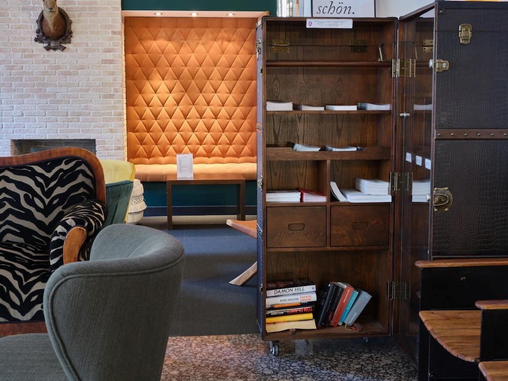 Carlton - Adults Only Hotel 4*