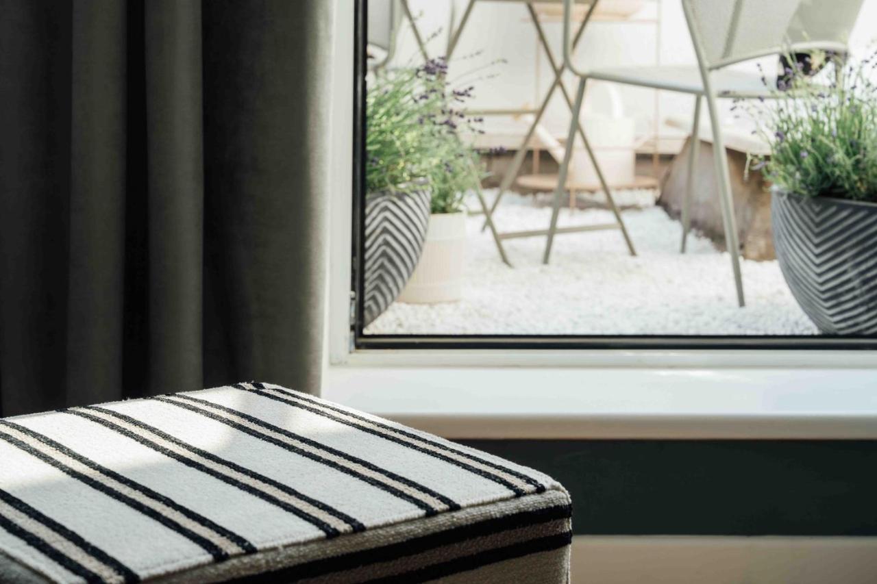 Clemonte - Your Reception-less Boutique Hideaway