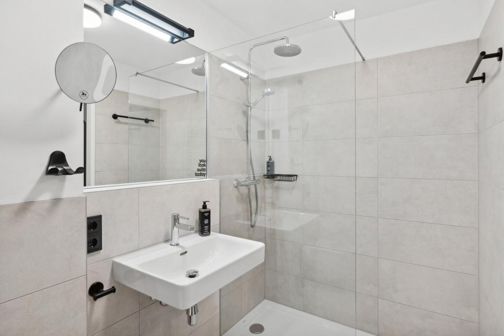 Apartment Limehome Sterneckstr. *