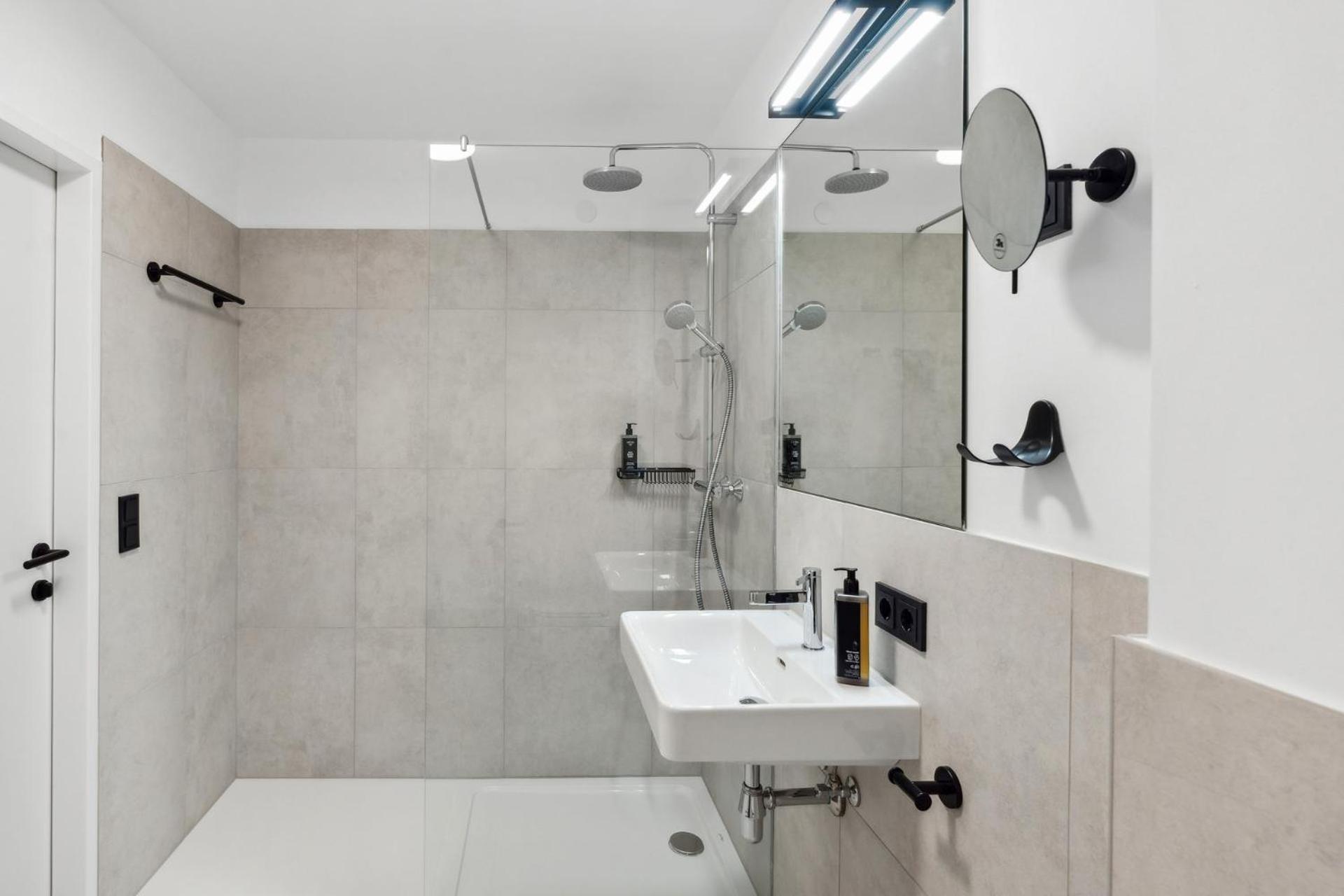 Apartment Limehome Sterneckstr. *