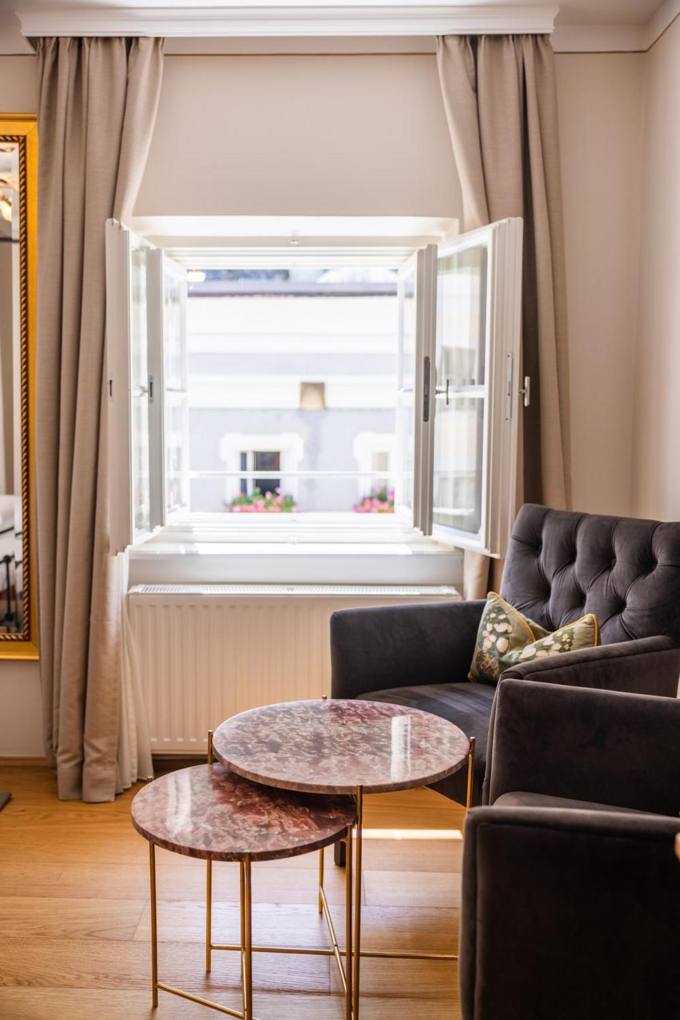Hotel Boutiquehotel Amadeus 4*