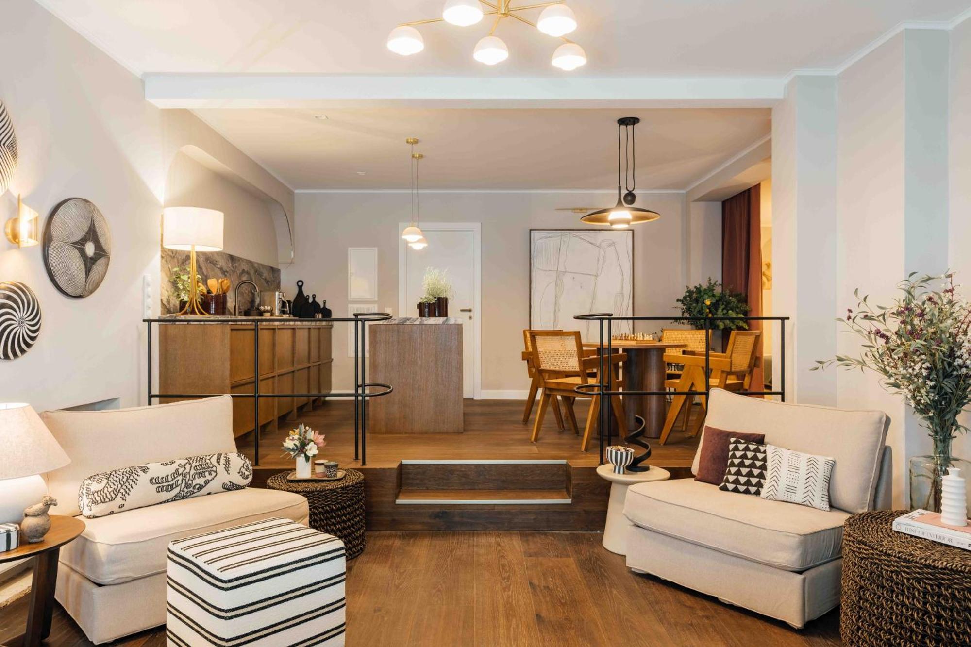 Clemonte - Your Reception-less Boutique Hideaway *