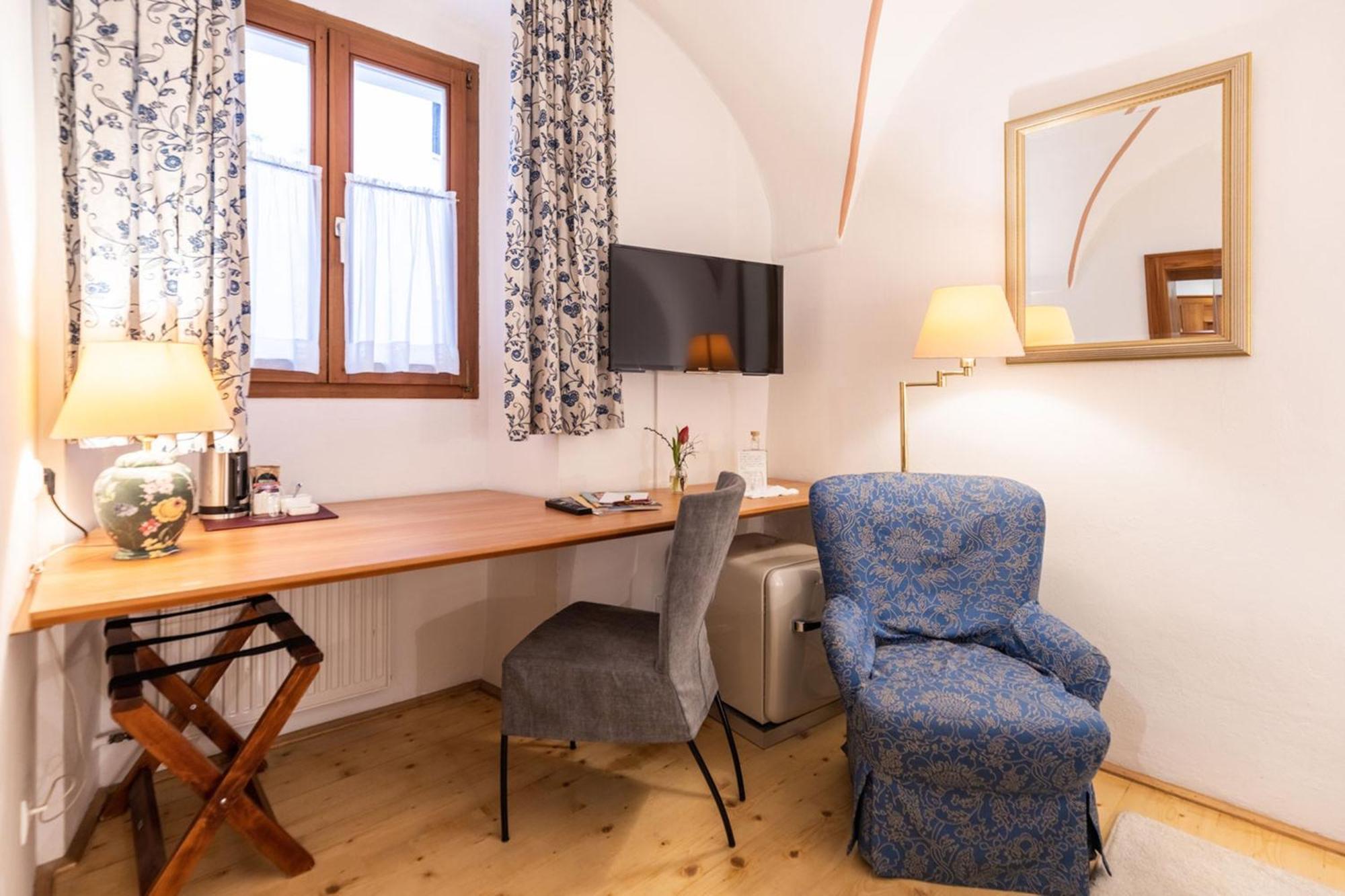 Wolf Hotel 4*
