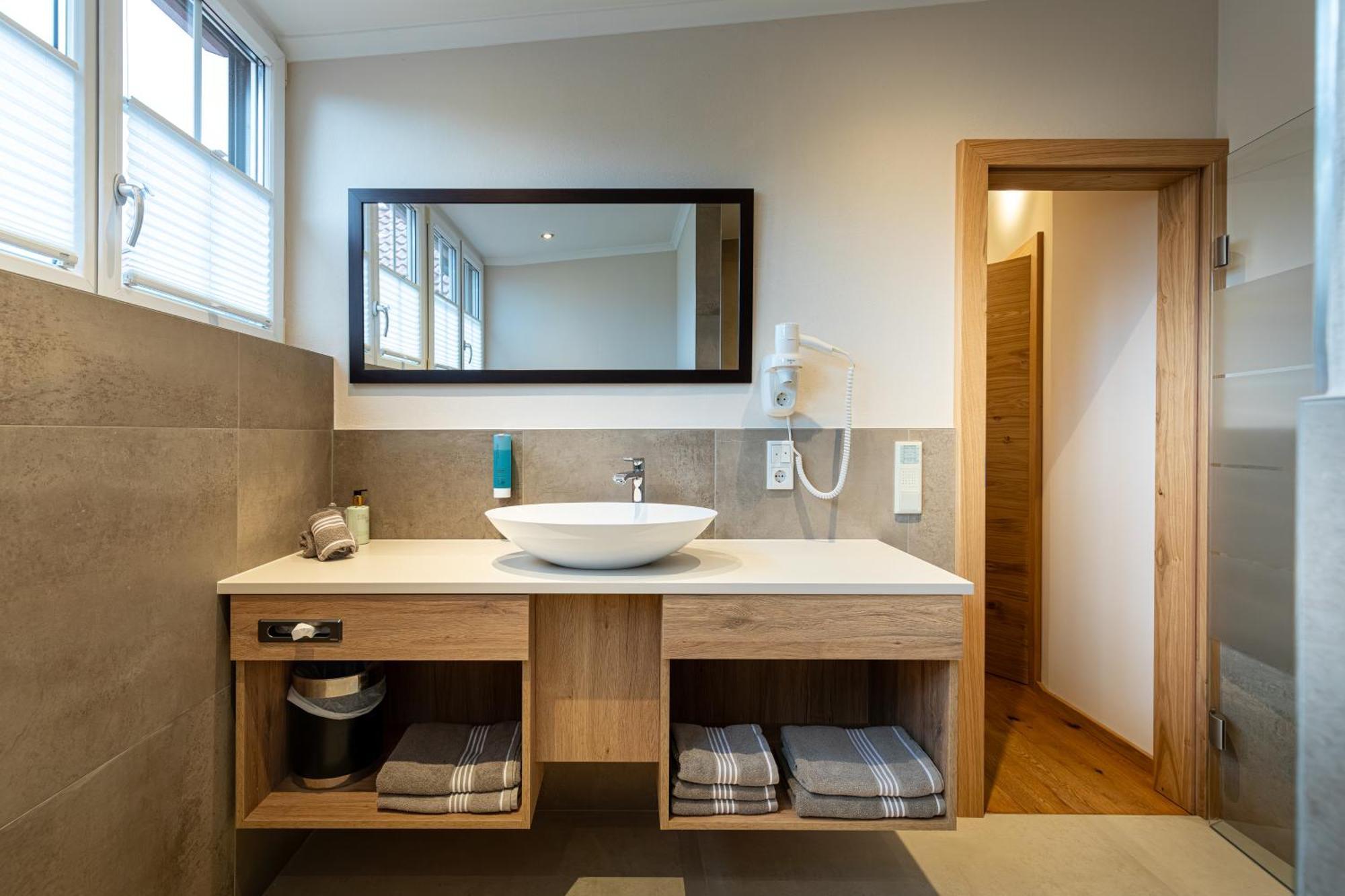 Frauenschuh Garni Hotel 4*