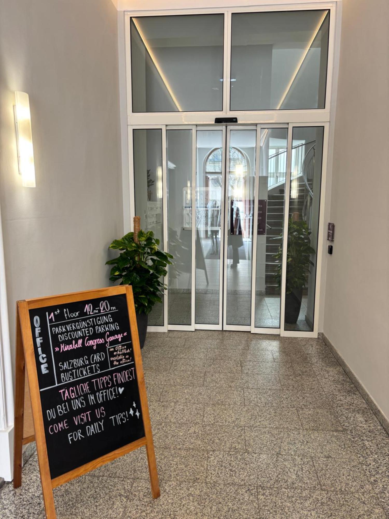 Andrae Hotel