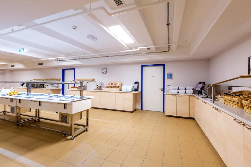 A&O Salzburg Hauptbahnhof Hostel *