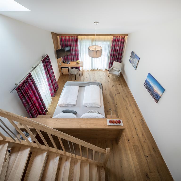 Frauenschuh Garni Hotel 4*