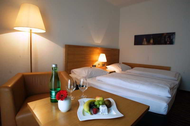 Hotel Arcotel Castellani 4*