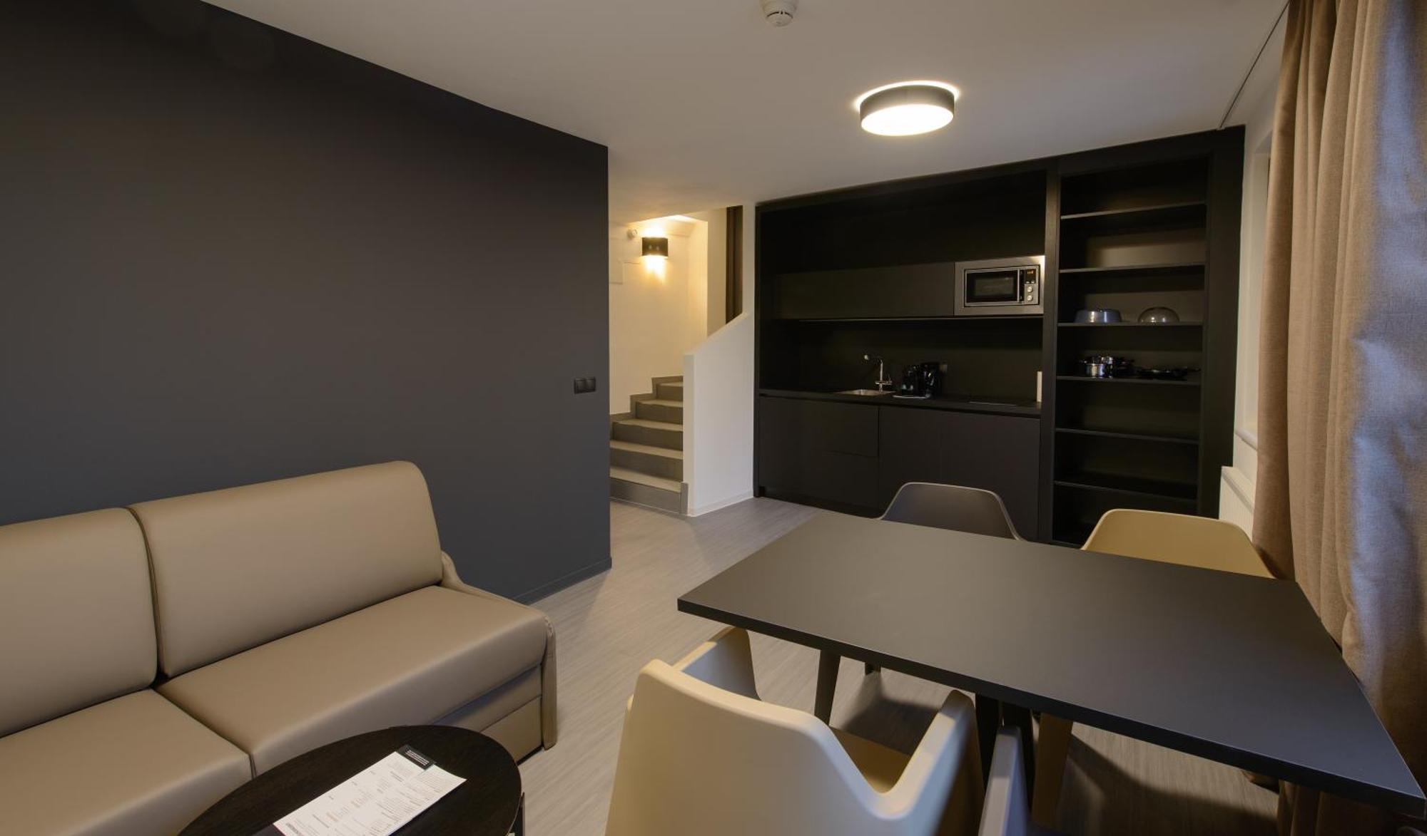 Blackhome I Contactless Check-in 3*
