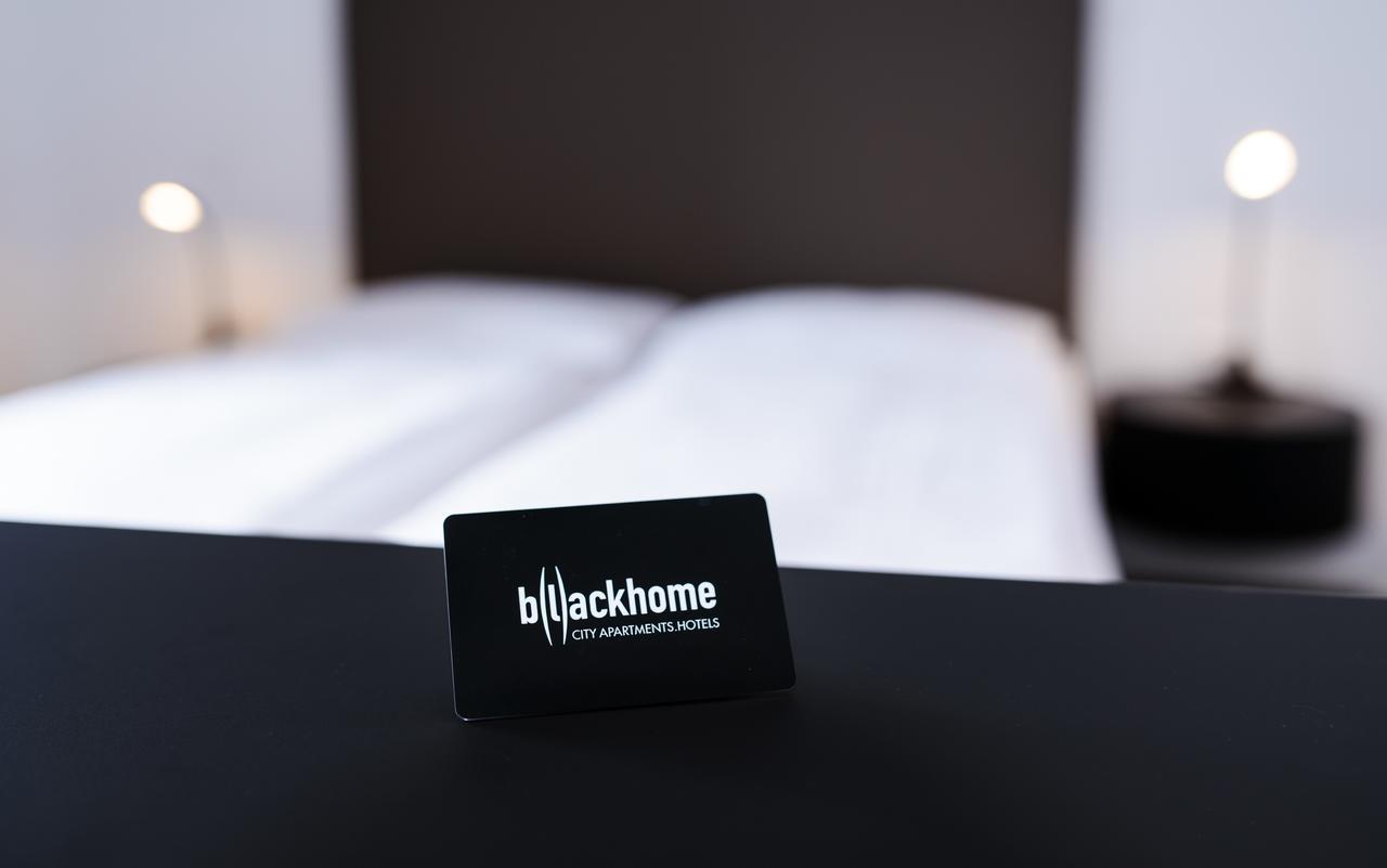 Blackhome I Contactless Check-in