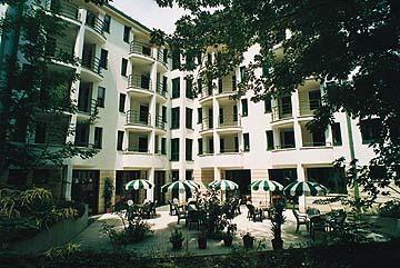 Center Hotel