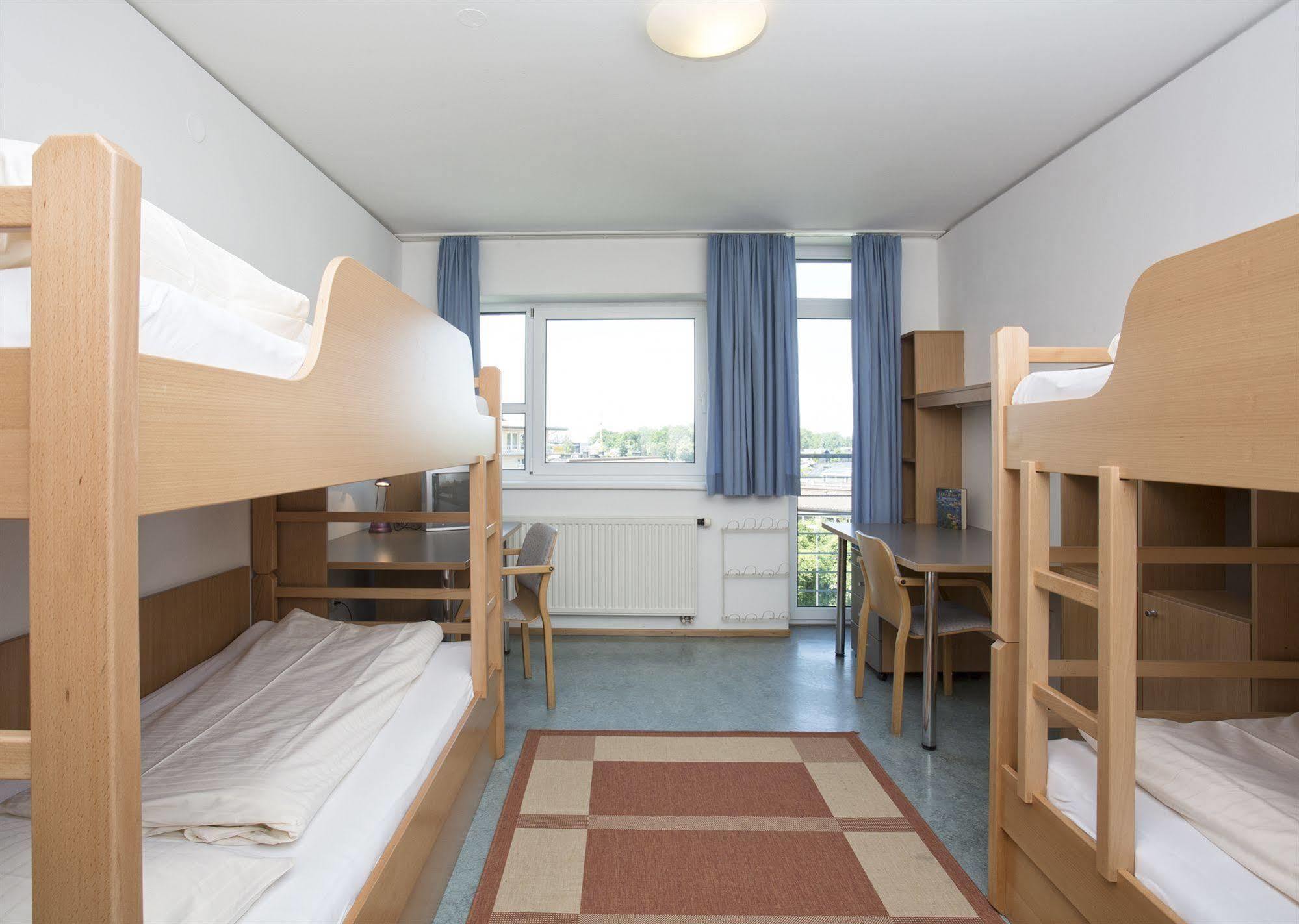 Kolpinghaus - Sommerhostel *