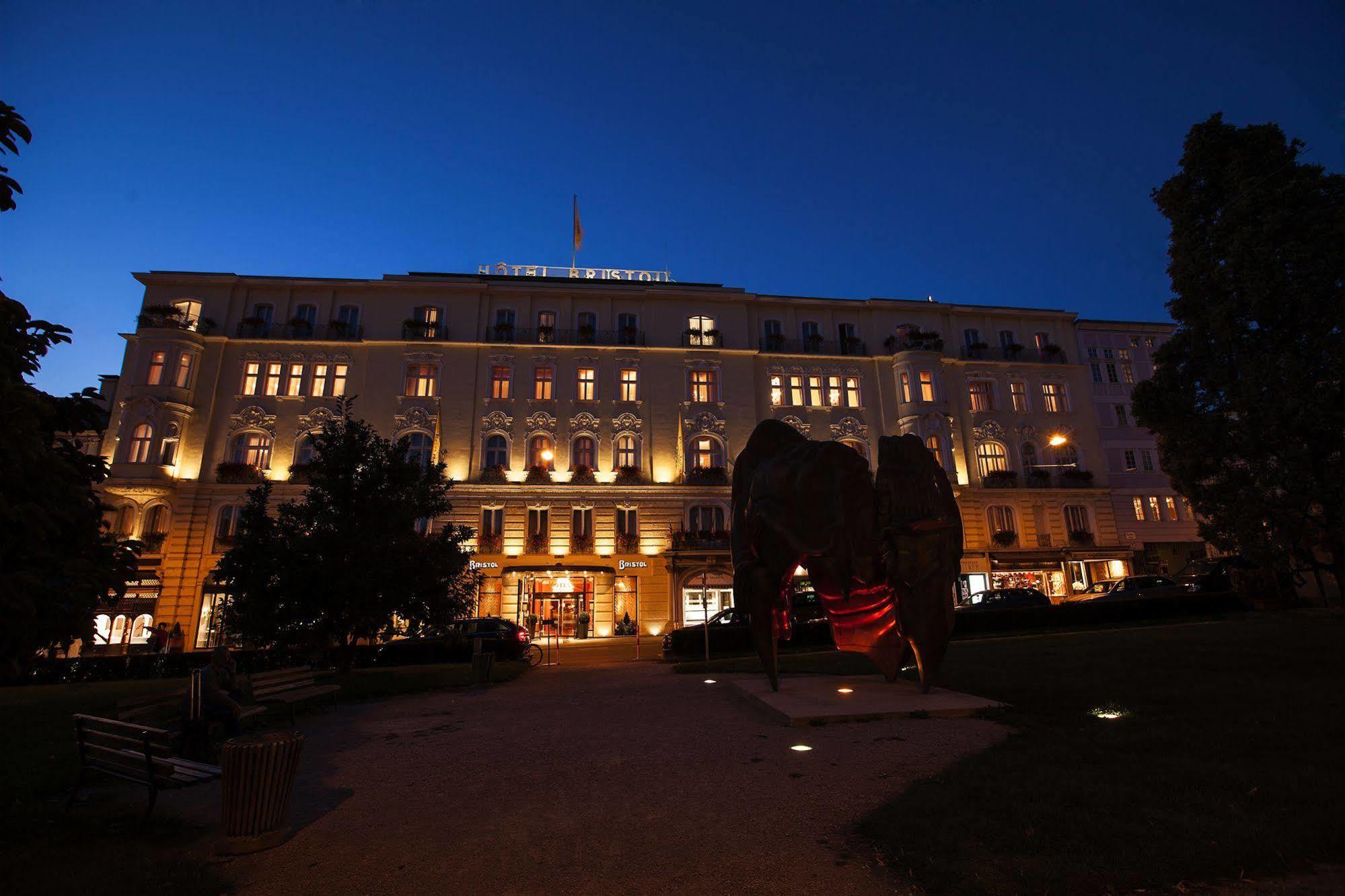 Hotel Bristol