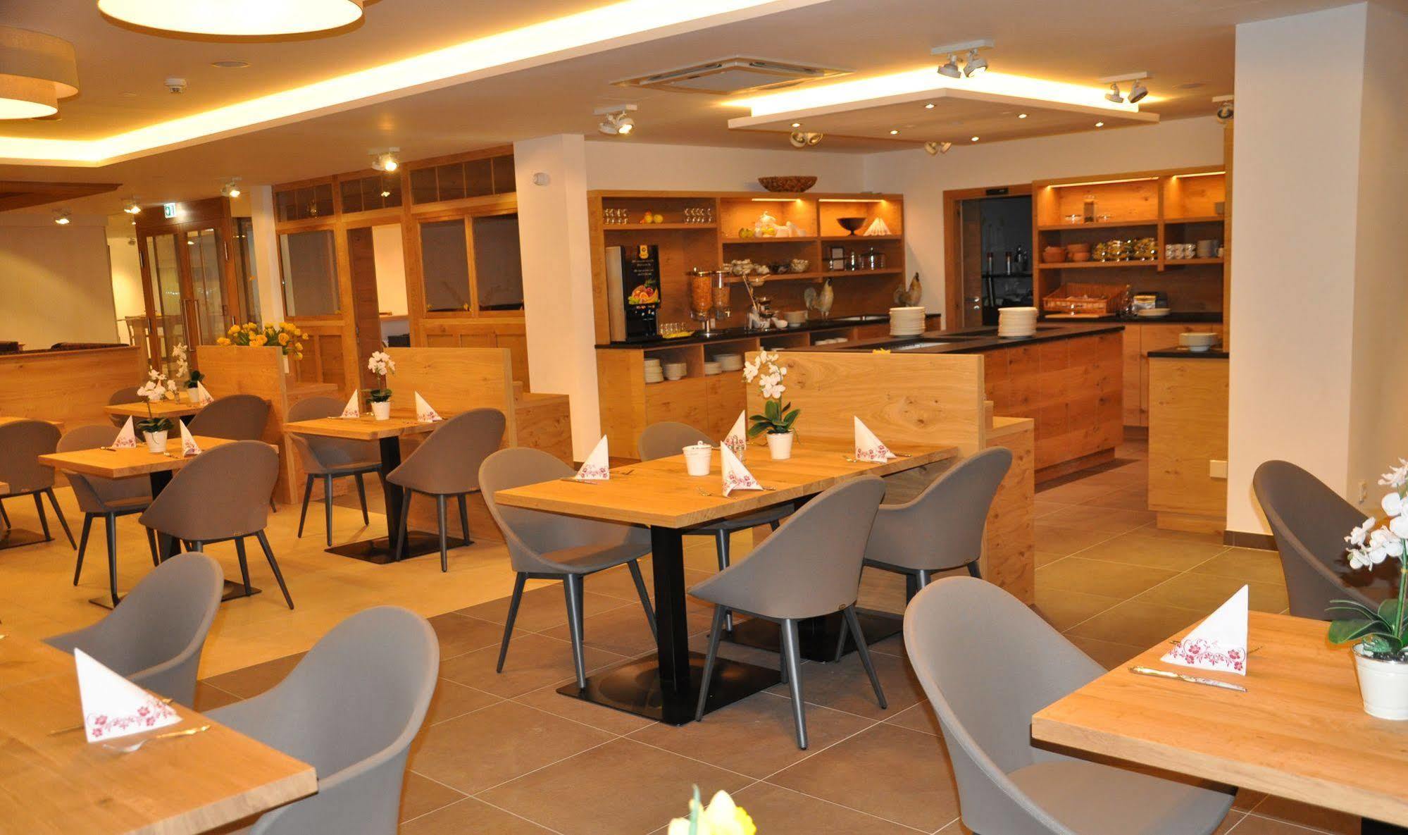 Frauenschuh Garni Hotel