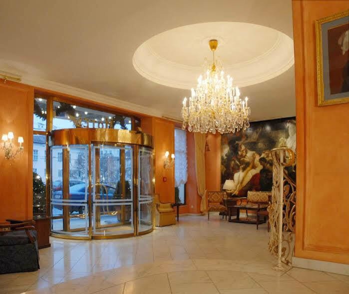 Hotel Bristol