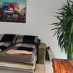 Modern Apartment - Perfectly Located