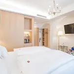 Hotel Wolf