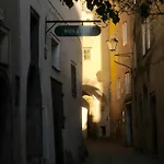 Mozarts Piano-Apartment With Cinematiccityview