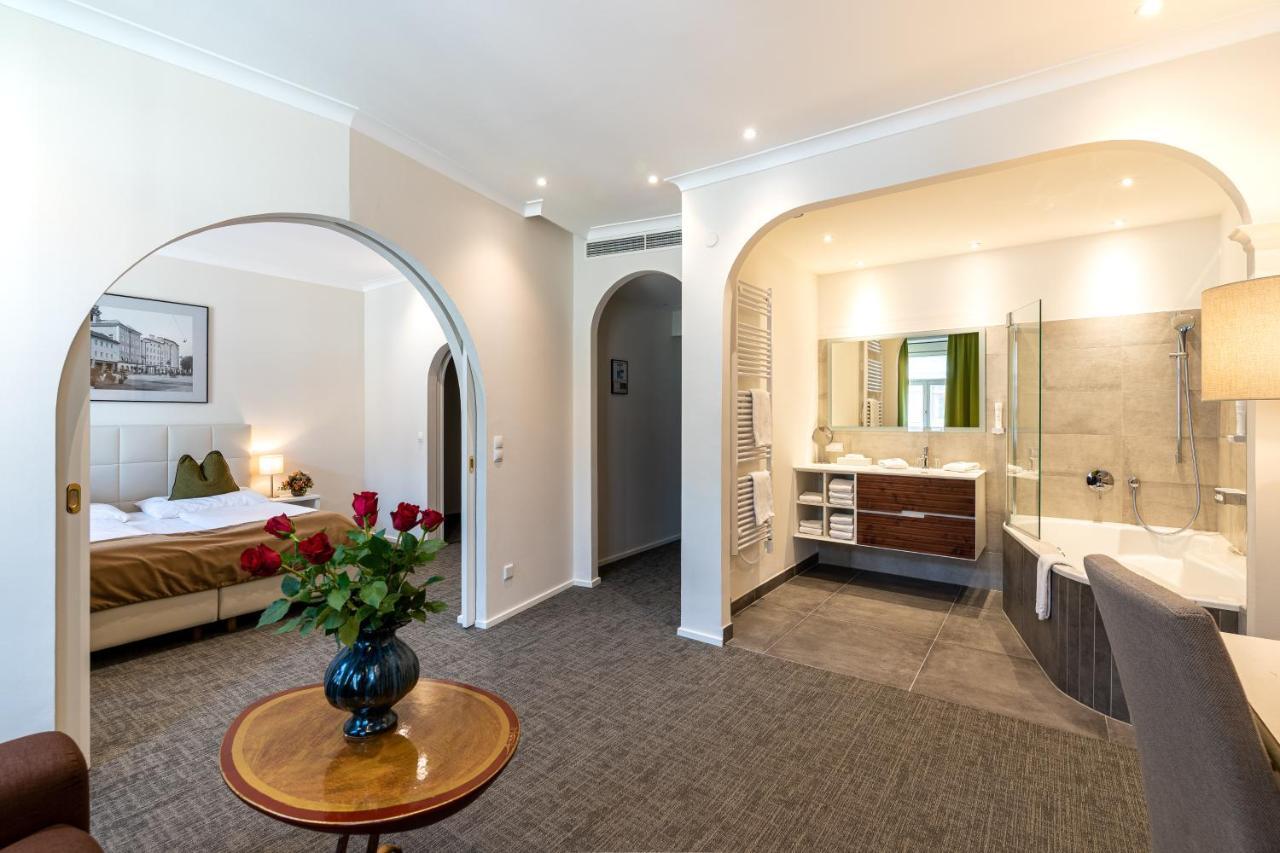 Altstadthotel Wolf-dietrich Hotel