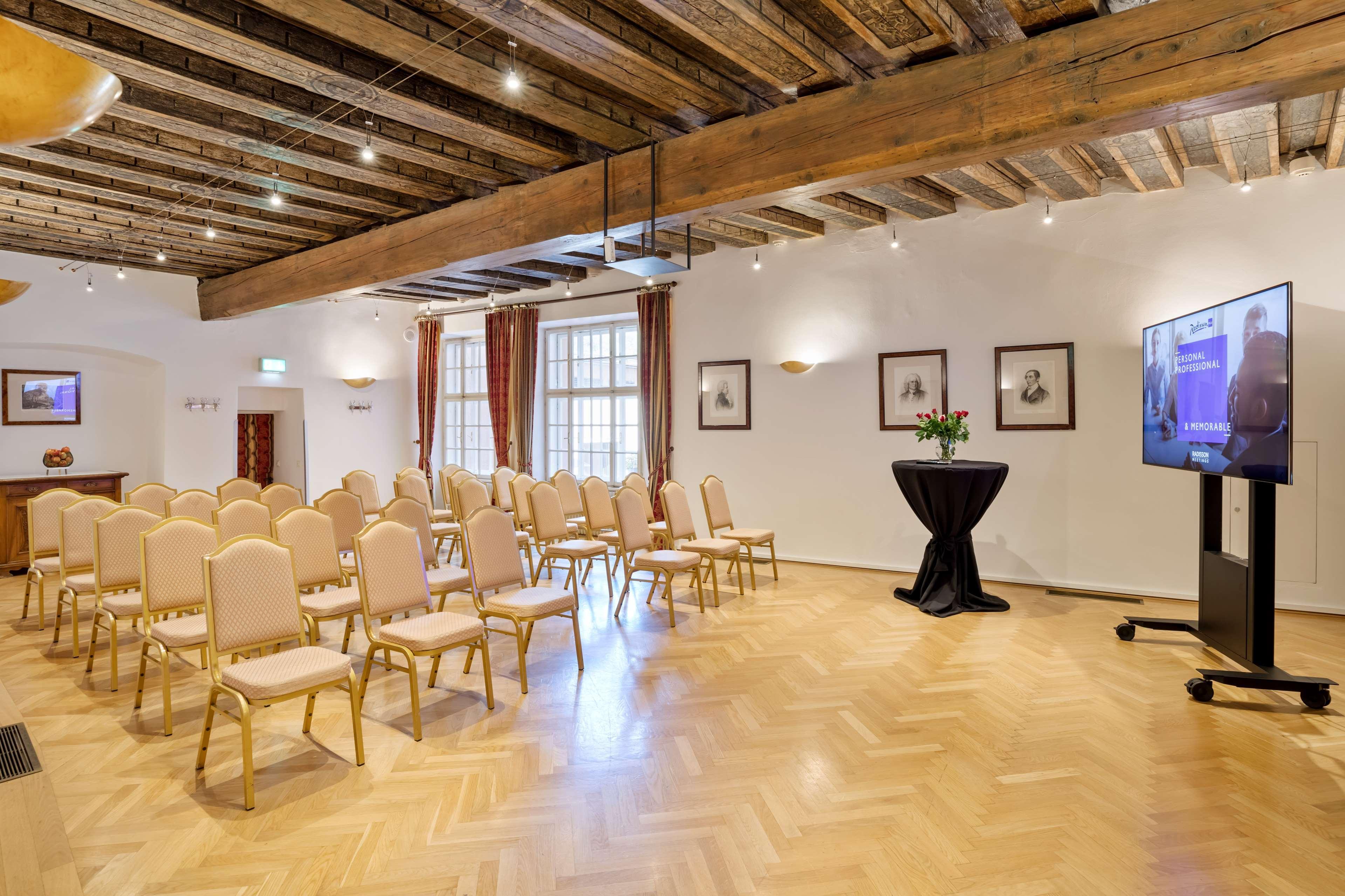 Radisson Blu Altstadt Hotel 5*