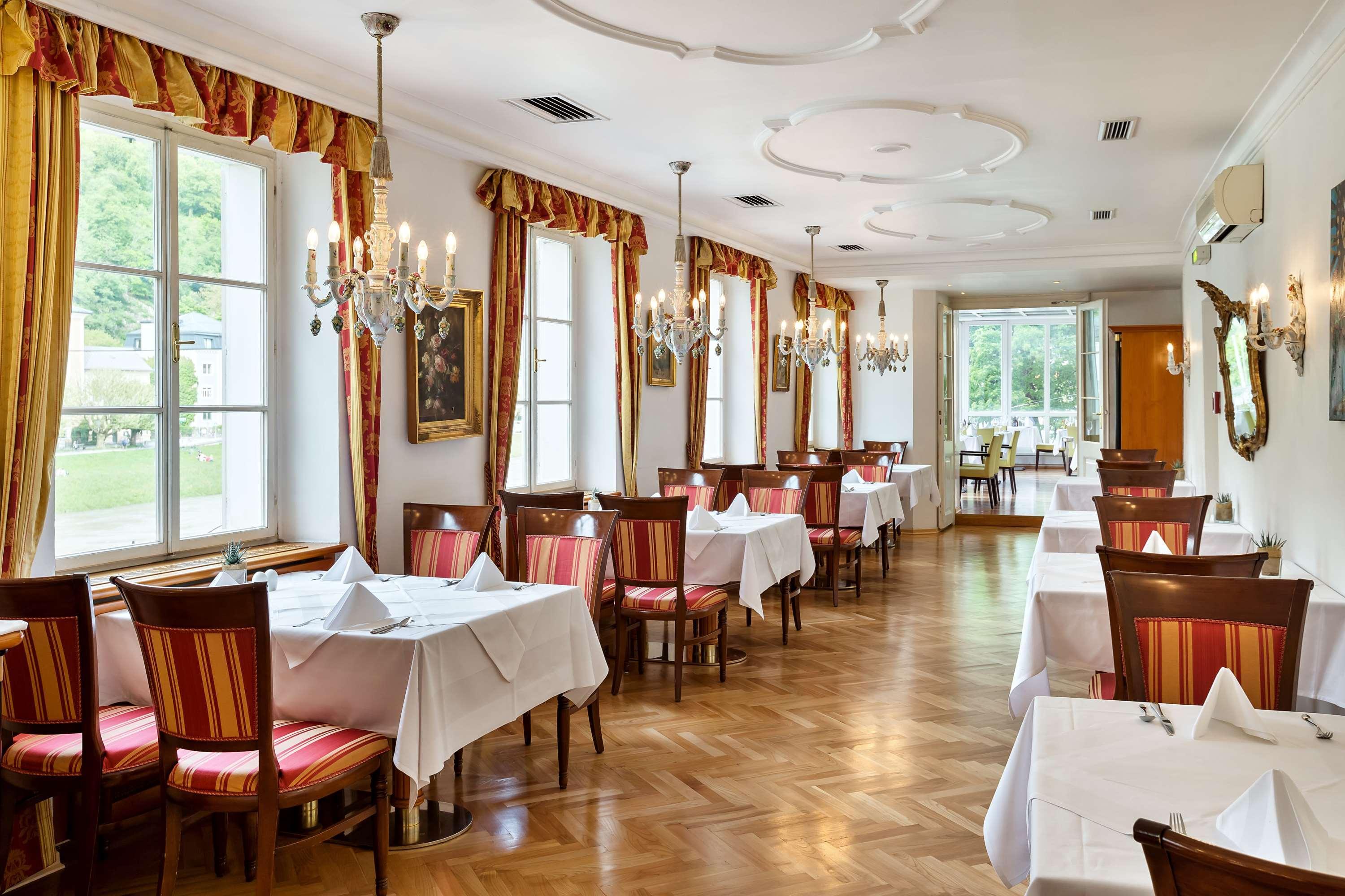 Hotel Radisson Blu Altstadt 5*