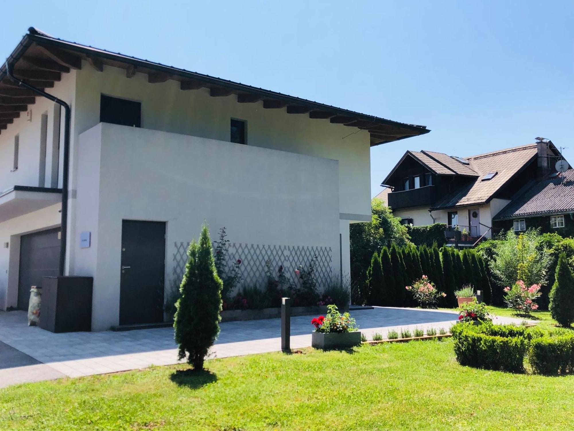 One Salzburgo