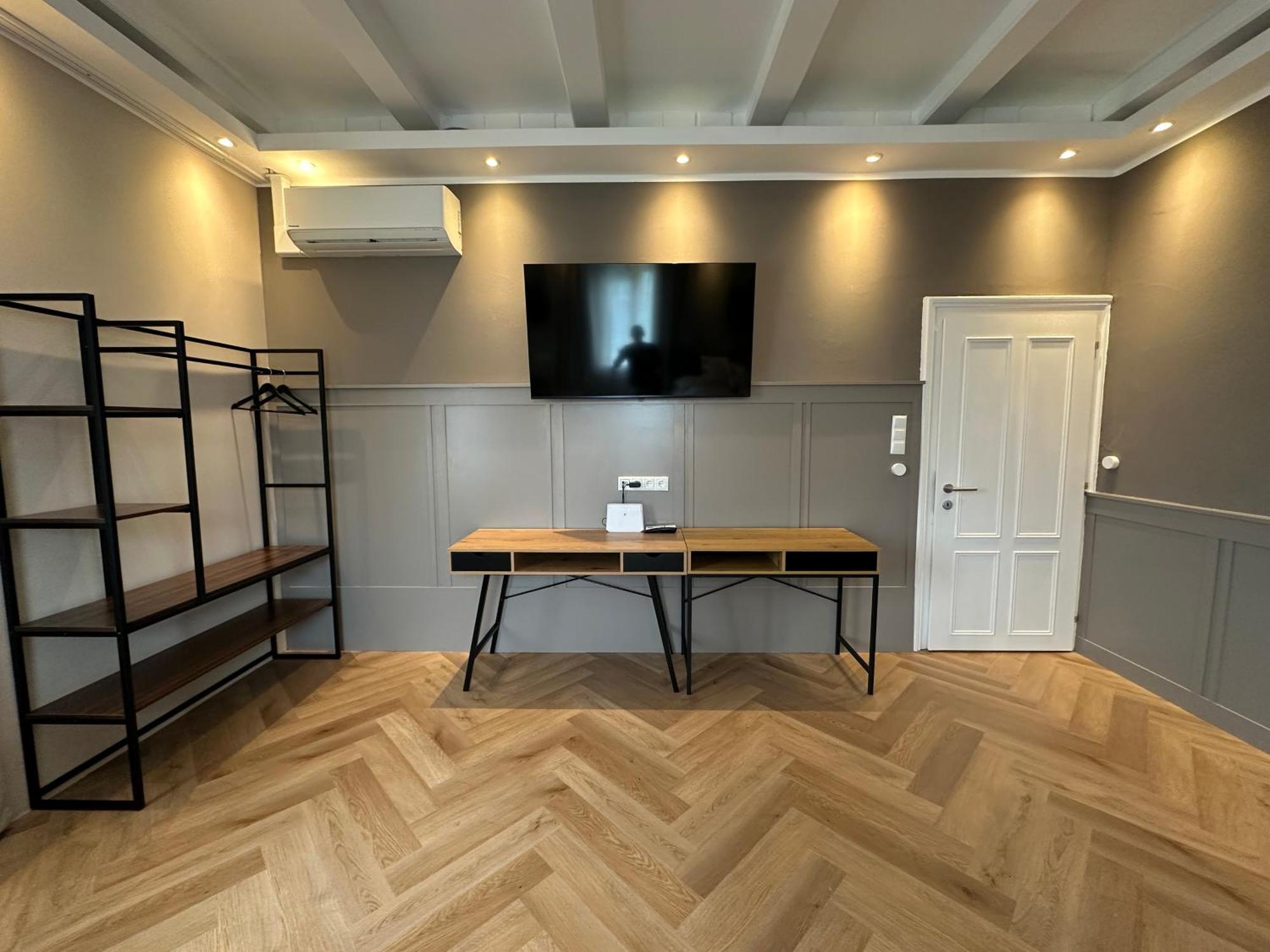 Book-a-room 33 Apartment *
