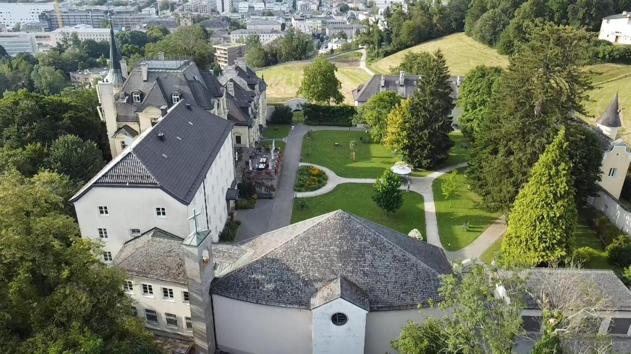 Homestay Johannes Schloessl - Gaestehaus Der Pallottiner Am Moenchsberg