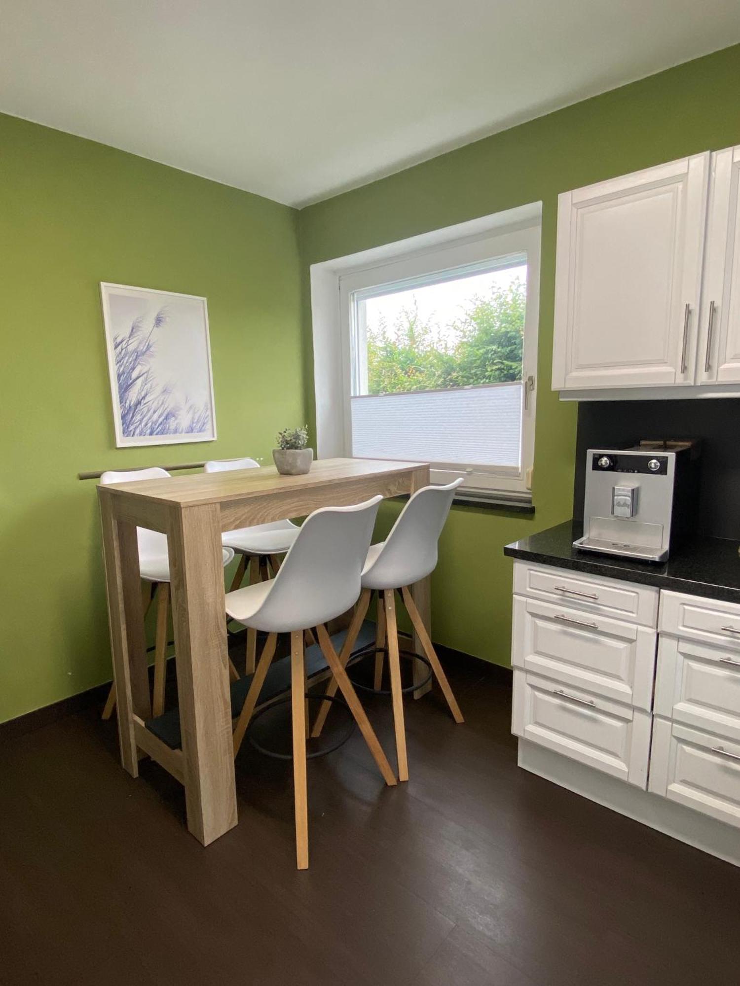 Grüne Stadtoase: Gartenwohnung Mit Parkplatz Apartment Salzburg
