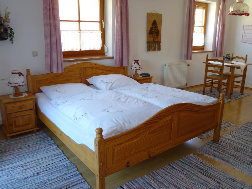 Haus Ballwein Bed & Breakfast *