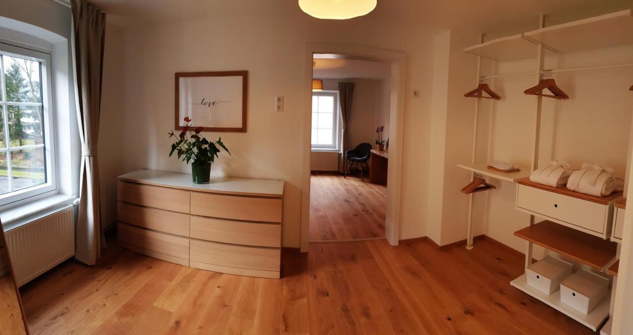 Apartment City *